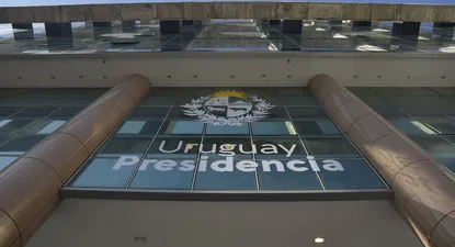 mira aca el paquete de cuatro medidas que presento el nuevo gobierno