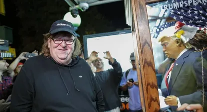 la pelicula secreta de michael moore que aplasta a trump
