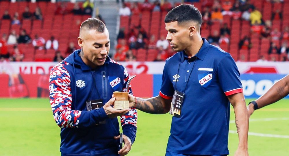 Eduardo Vargas y Diego Romero