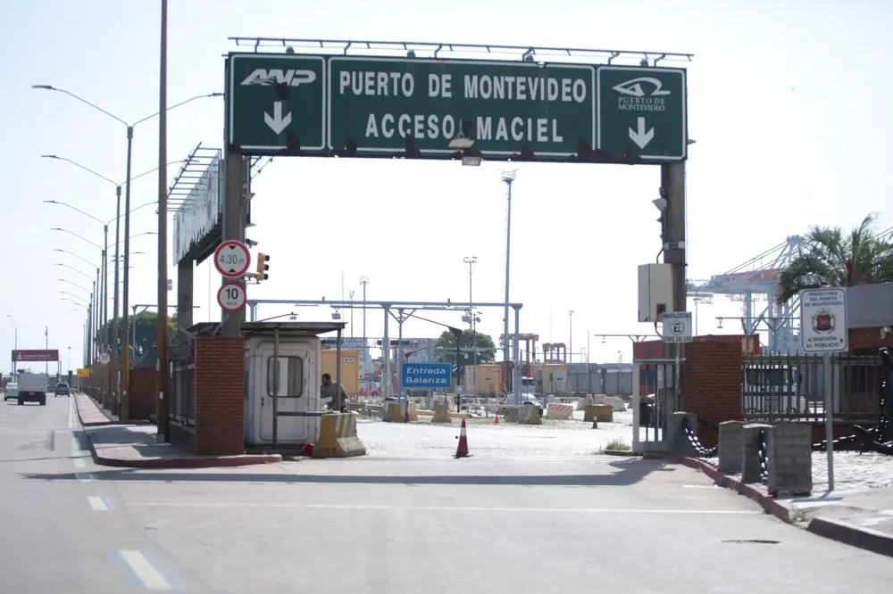 Puerto de Montevideo