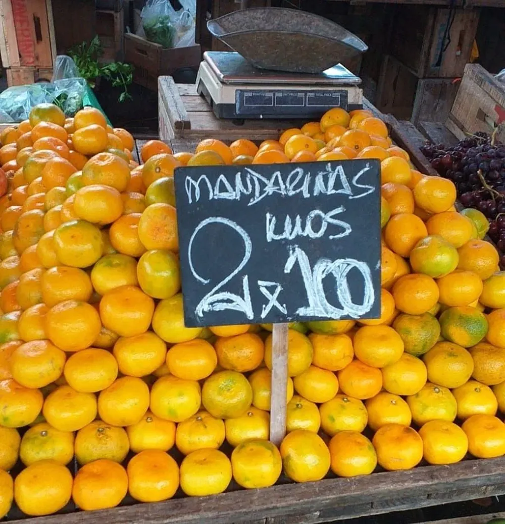 Las frutas fueron de los pocos alimentos que bajaron de precio en mayo.