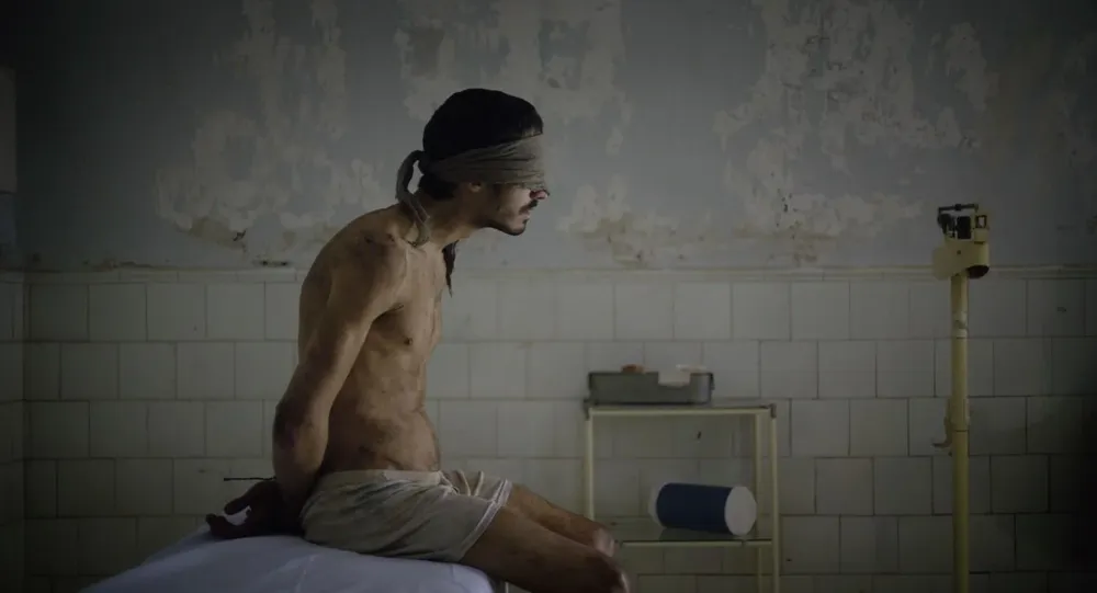 Chino Darín en una escena de La noche de 12 años