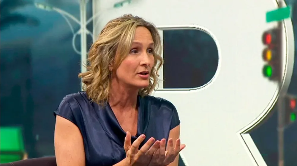 La candidata a la IMM por la coalición multicolor, Laura Raffo, este lunes en Telemundo