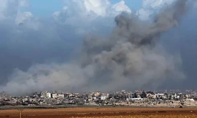 Según la ONU, más de la mitad de las casas de la franja de Gaza han sido destruidas o dañadas por los ataques israelies.