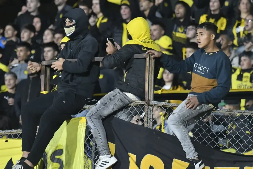 Los hinchas de Peñarol deberán concurrir al Parque Viera