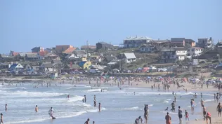 Rematan 12 terrenos en la costa de Rocha en cuotas desde US$ 130