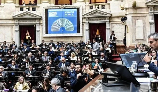 Martín Menem debe convocar para el próximo miércoles a una sesión especial para tratar el veto a la ley de financiamiento educativo.