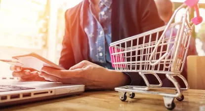 Compras web del exterior crecieron 12% en primer semestre pese a suba del dólar