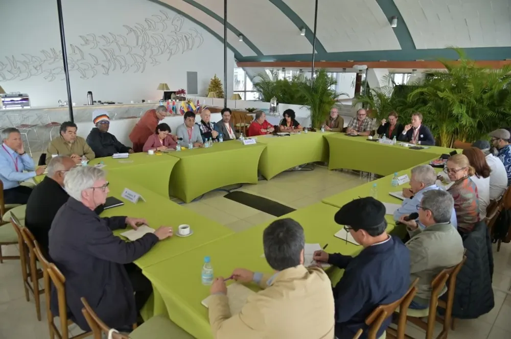 Reunión del gobierno colombiano con el ELN (foto archivo)