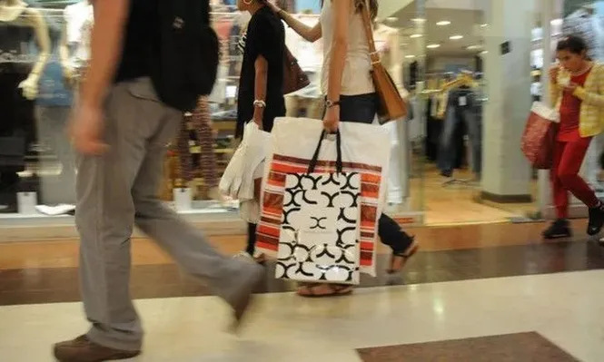 Economía se enfrió pero analistas mantienen previsiones de crecimiento