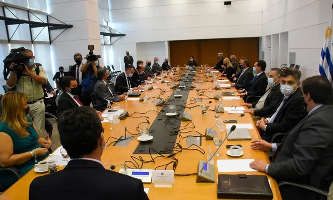 Archivo, reunión de un Consejo de Ministros en Torre Ejecutiva