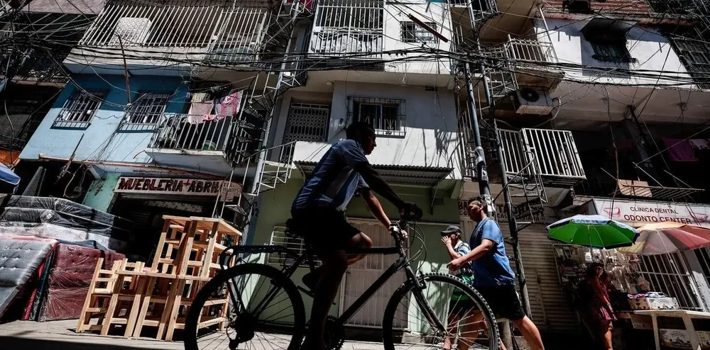 Para no ser pobre en julio se necesitó casi $250.000 y en agosto la tendencia será peor