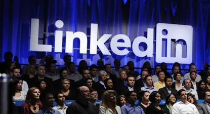 Redes sociales ganan terreno para las búsquedas de empleos
