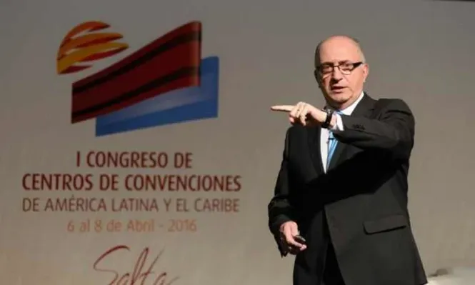 Arnaldo Nardone en el primer Congreso de Centro de Convenciones en Salta (Argentina)