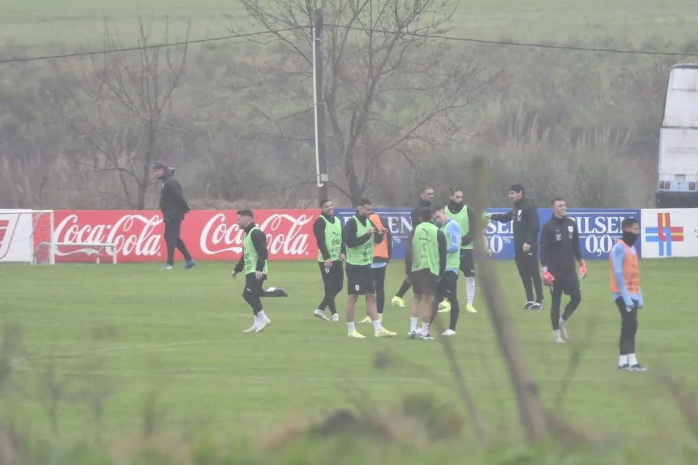 Gorriarán, Terans y Pereiro con los chalecos verdes