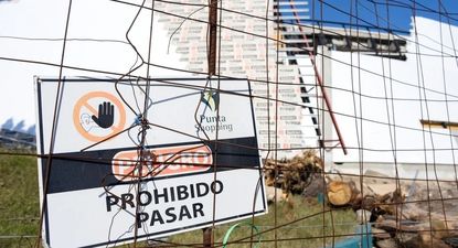 Reconstrucción de Punta Shopping