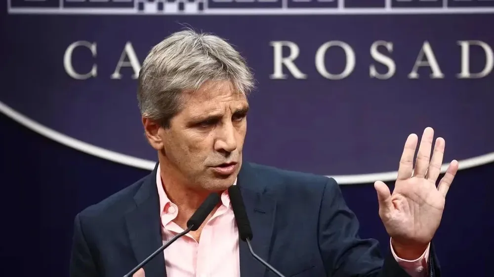 Qué dicen las principales consultoras sobre la inflación de febrero mientras Caputo apuesta a un 15%