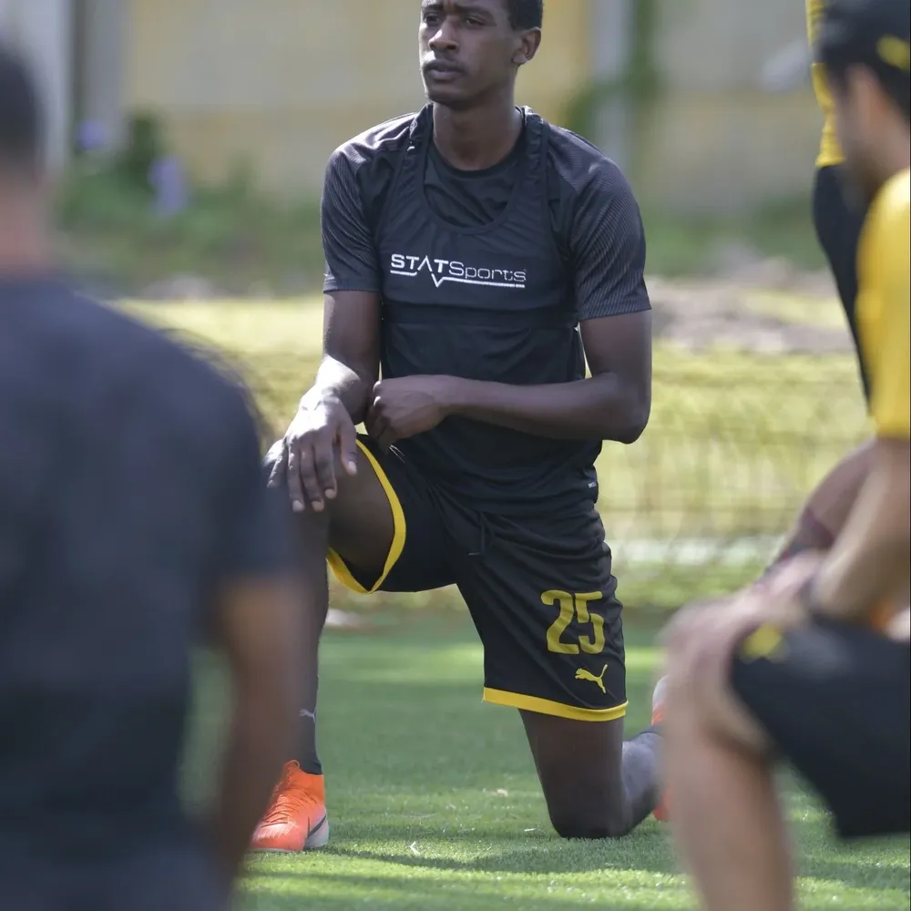 Denis Olivera entrenando en Peñarol