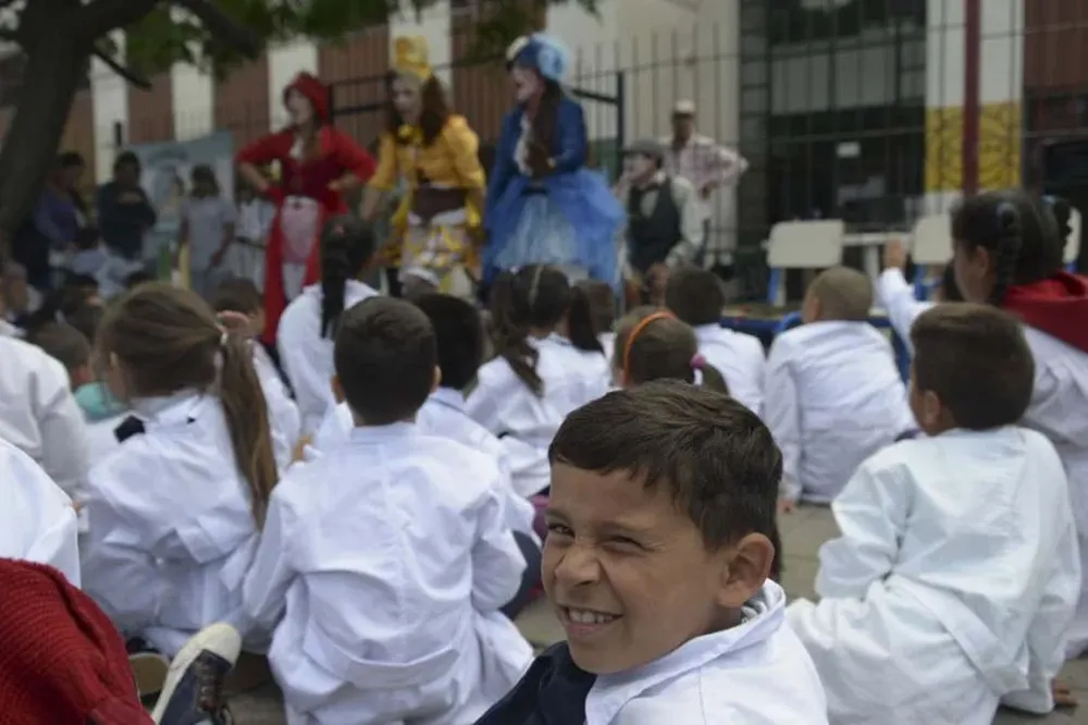 Ayer los pediatras realizaron el lanzamiento del programa en la escuela nº 34 del Cerro. D. Battiste