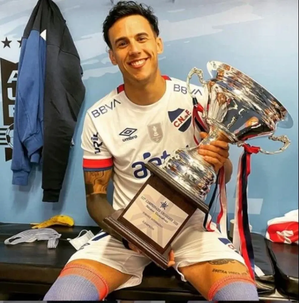 La foto de Lores en su Instagram tras ganar el Intermedio