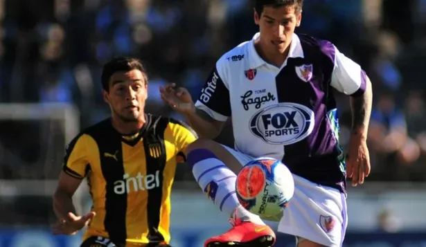 Peñarol fijó precios ante Fénix