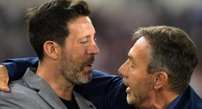 Jorge Bava y Gustavo Matosas en la previa del partido entre Nacional y Danubio