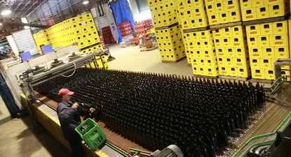 Los sueldos aumentan pero ya están contratando menos personal