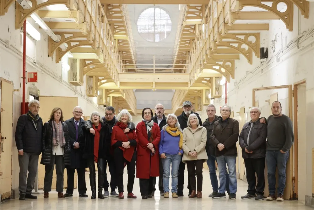 El equipo de la conmemoración de los 50 años de la ejecución de Puig Antich.