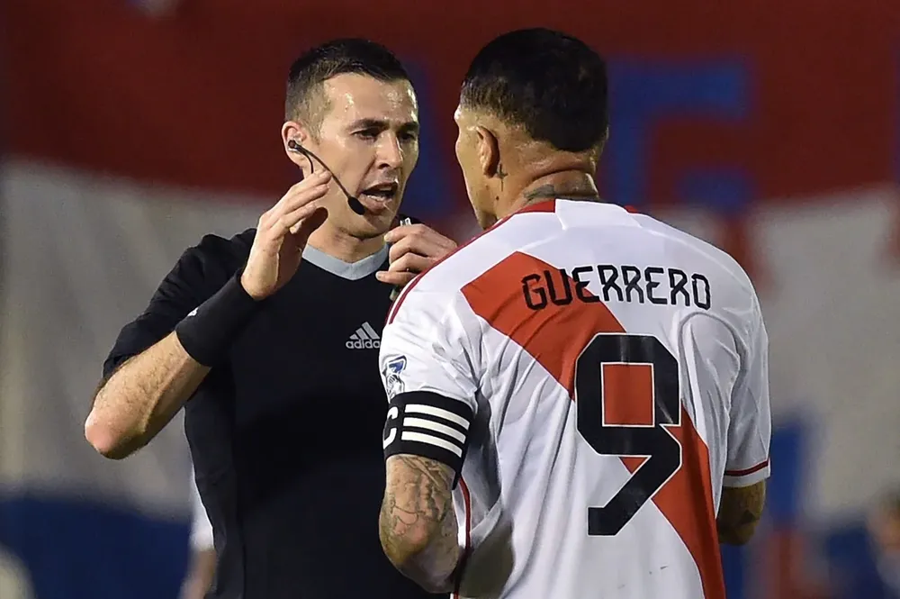 Paolo Guerrero y Andrés Matonte