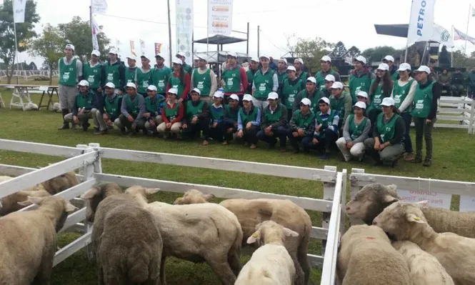 El Salto Ovino incluyó la primera clasificatoria para las Ovinpíadas