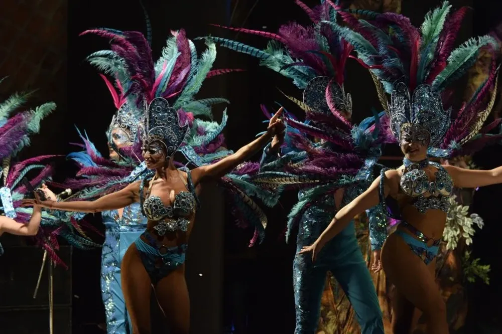 Tabú fue la revista que logró más menciones y entre ellas al mejor vestuario del carnaval.