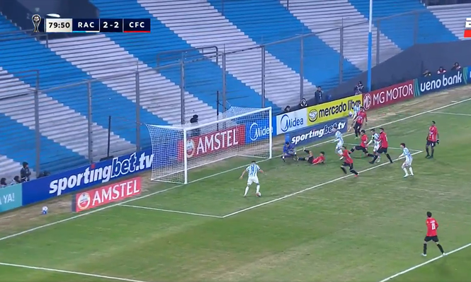 El errado del año: el tremendo gol que se perdió Maravilla Martínez en la eliminación de Racing Club