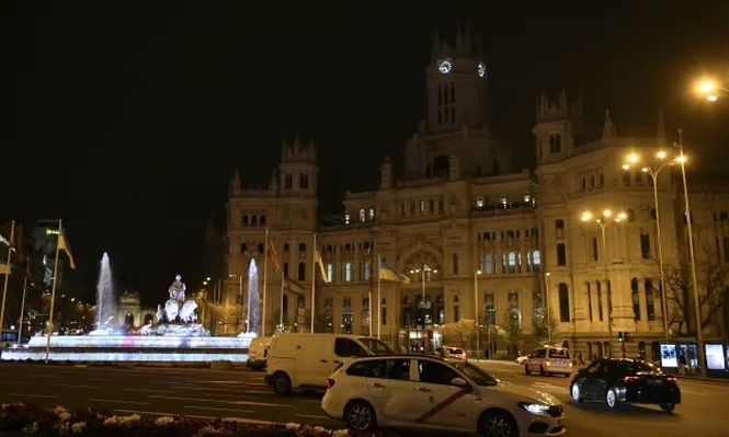 La Hora del Planeta apaga las luces de cientos de monumentos emblemáticos en todo el mundo