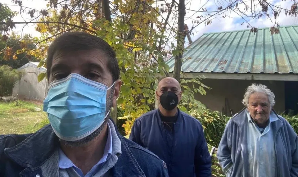 El ex mandatario asegura que las firmas están.