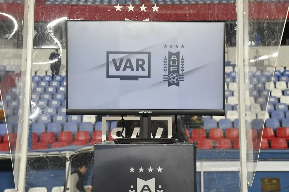 VAR en Uruguay