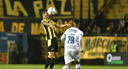 El Observador | Damián Musto, el 5 posicional que extraña Peñarol