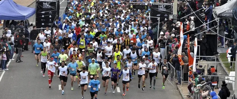 La largada de la Half Maratón Montevideo 2015