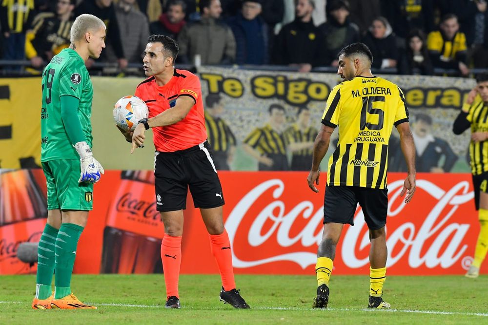 Washington Aguerre y Piero Maza