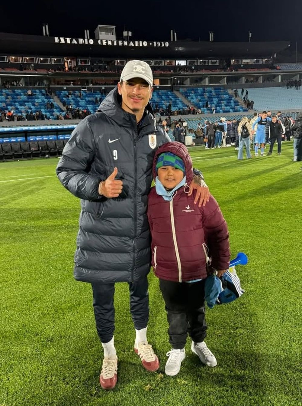 Darwin Núñez en la cancha tras la clasificación de Uruguay Darwin Núñez en la cancha tras la clasificación de Uruguay