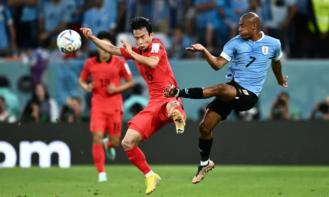Uruguay empató sin goles frente a Corea en su debut mundialista