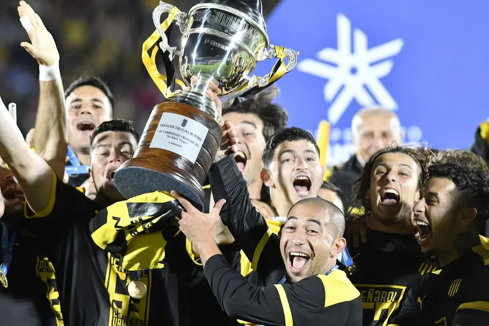 Walter Gargano sigue cosechando títulos