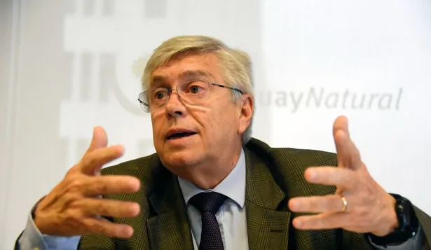 Ministro Tabaré Viera