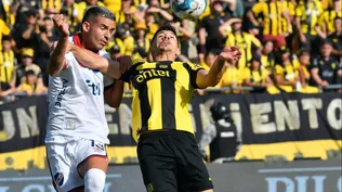 El clásico de Mejía, del fútbol en cuentagotas y de la deuda de Peñarol y Nacional con la pelota