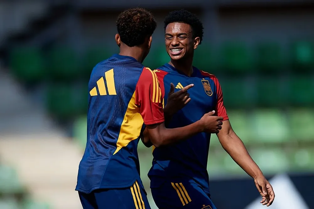 España buscará cerrar la fecha FIFA con un triunfo.