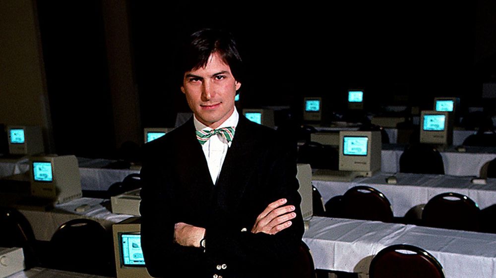 Steve Jobs fue uno de los fundadores de la industria tecnológica que representó a la informática en 1982.