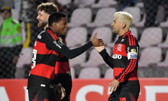 Giorgian de Arrascaeta celebra su gol contra Cusco por la Copa Libertadores