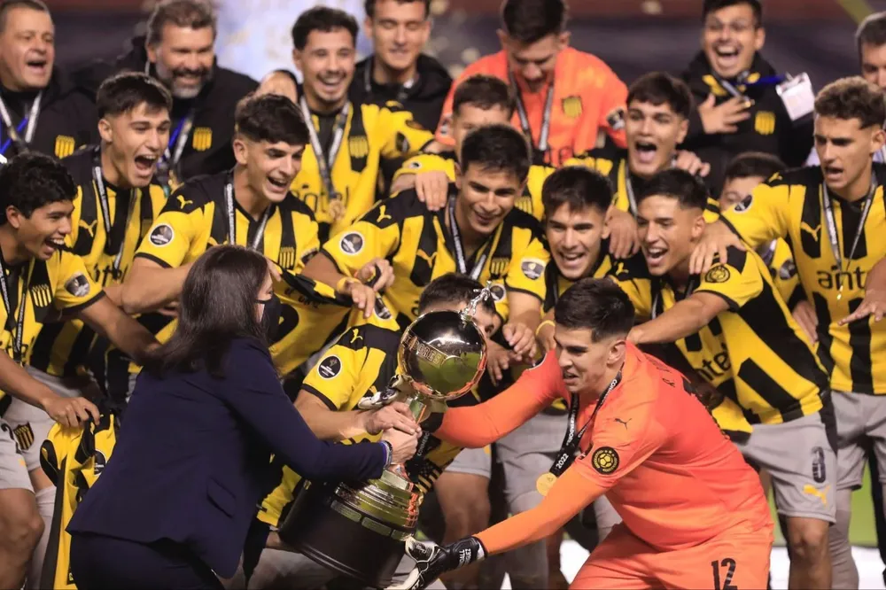 Peñarol se coronó campeón sub 20 de la Libertadores en febrero en Quito