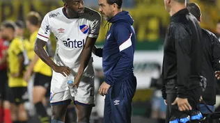 Gonzalo Carneiro y Álvaro Recoba