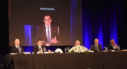 Críticas al puerto y al proyecto Casupá en almuerzo empresarial