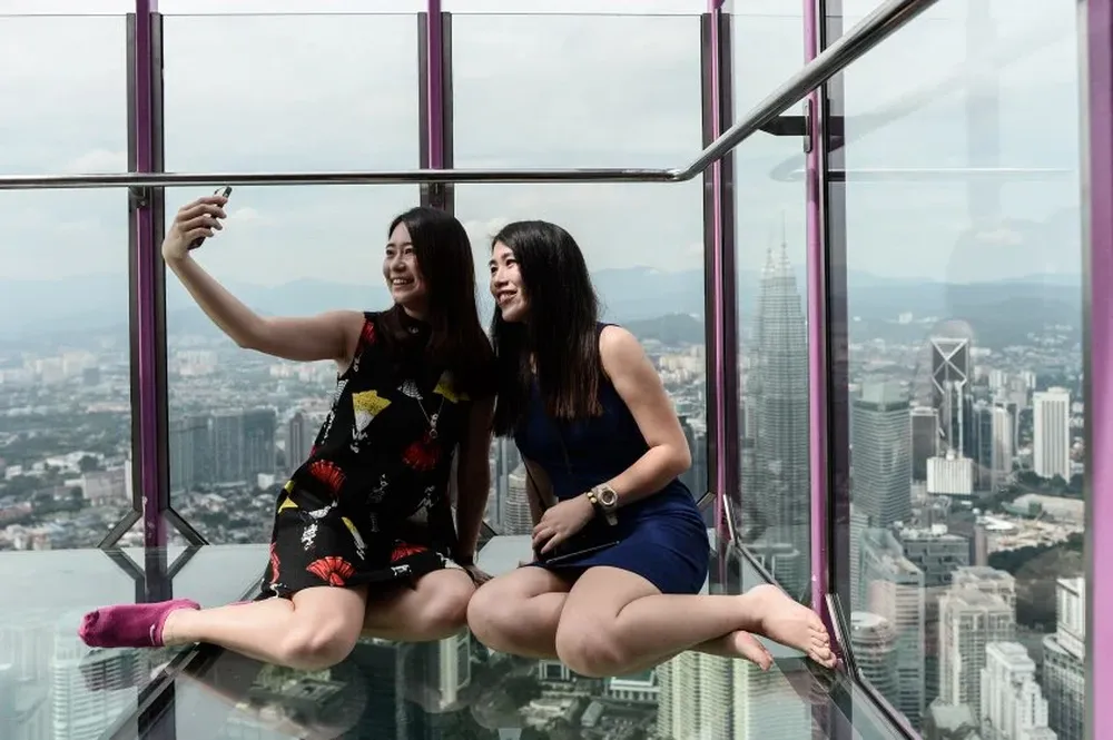 La séptima torre de telecomunicaciones más alta del mundo en Malasia.